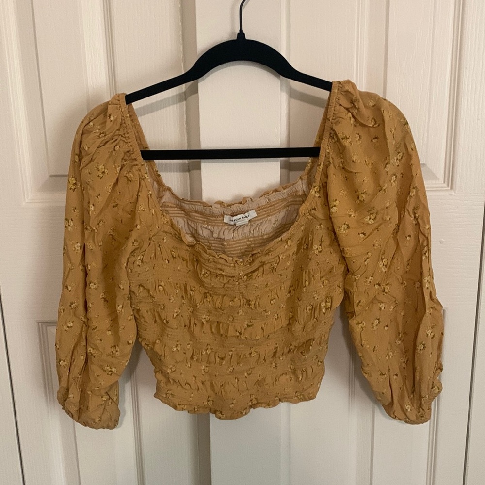 American eagle yellow spring top